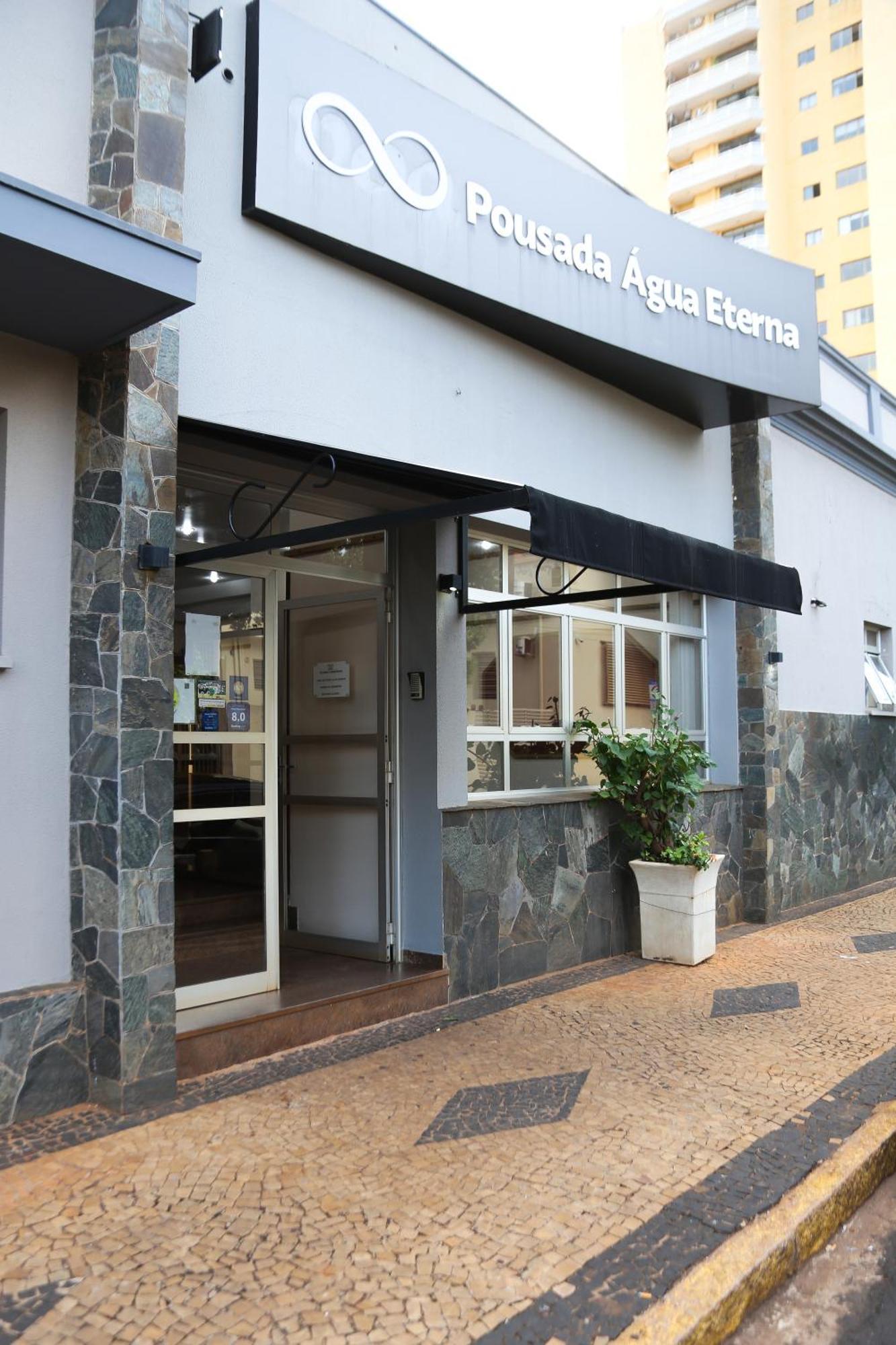 Pousada Agua Eterna - Proximo Ao Museu De Cera, Hot Beach E Thermas Dos Laranjais Olímpia 外观 照片