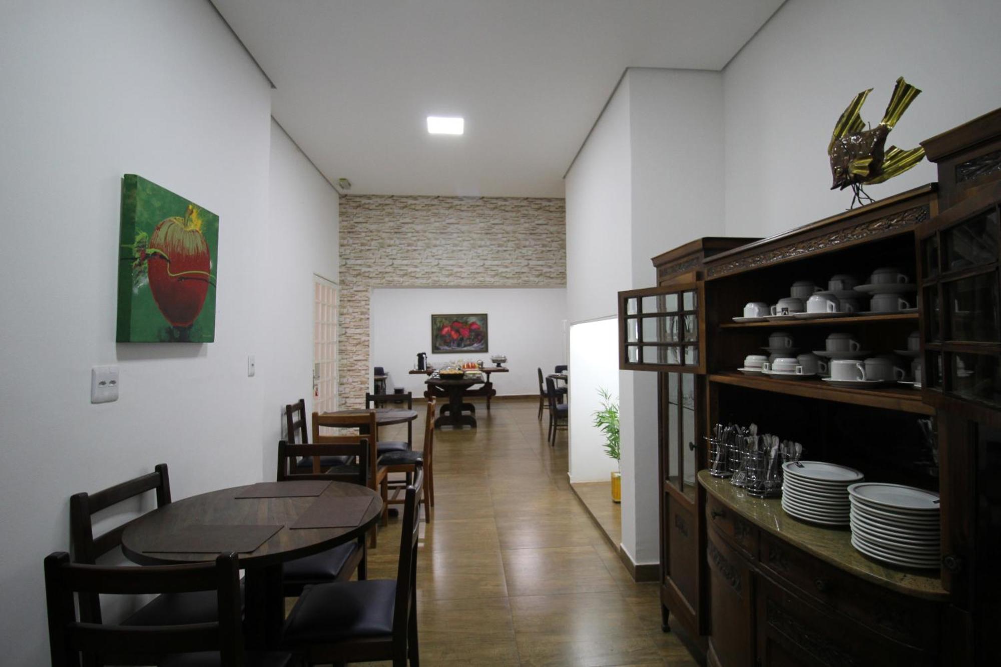 Pousada Agua Eterna - Proximo Ao Museu De Cera, Hot Beach E Thermas Dos Laranjais Olímpia 外观 照片