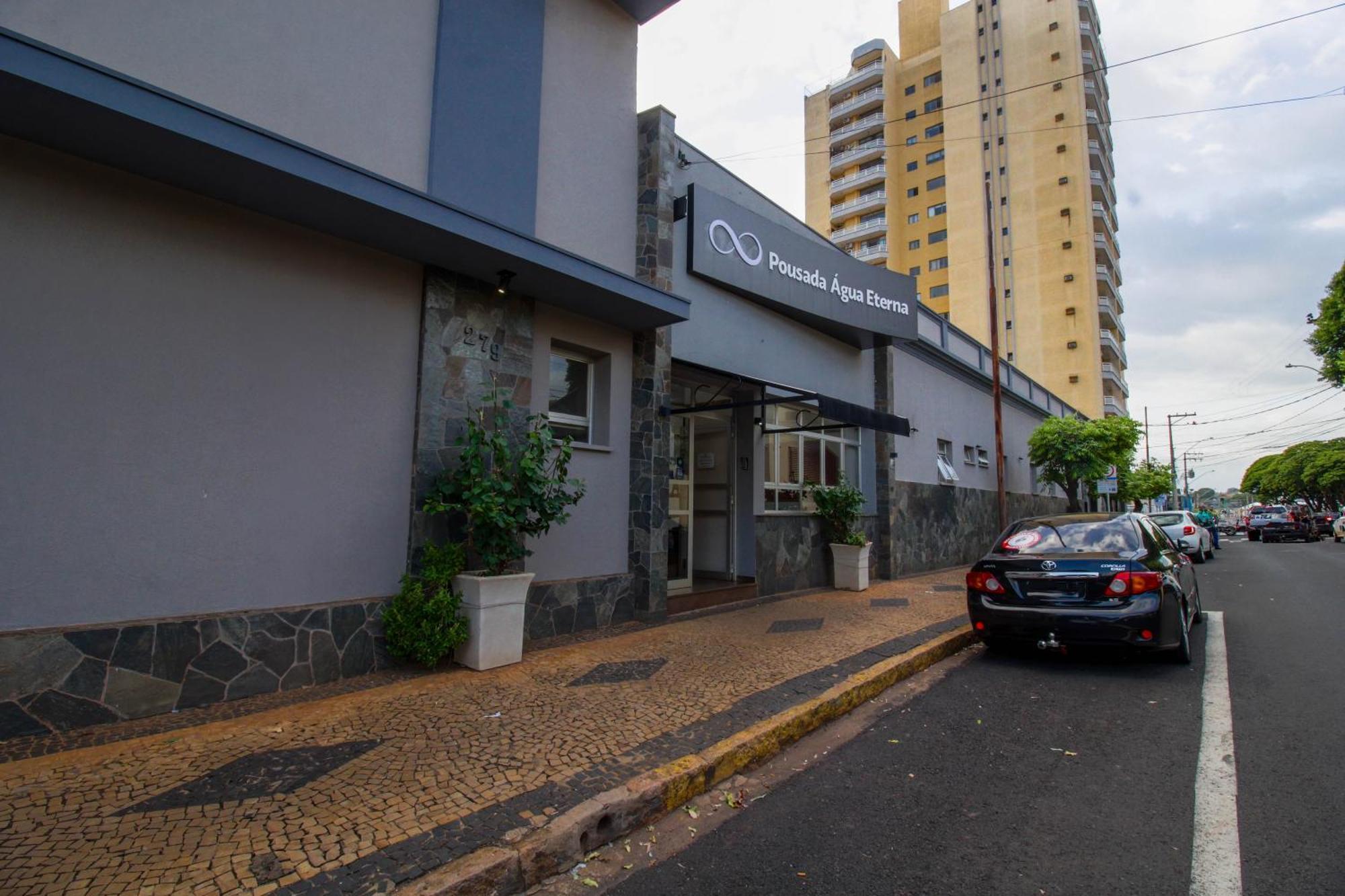 Pousada Agua Eterna - Proximo Ao Museu De Cera, Hot Beach E Thermas Dos Laranjais Olímpia 外观 照片